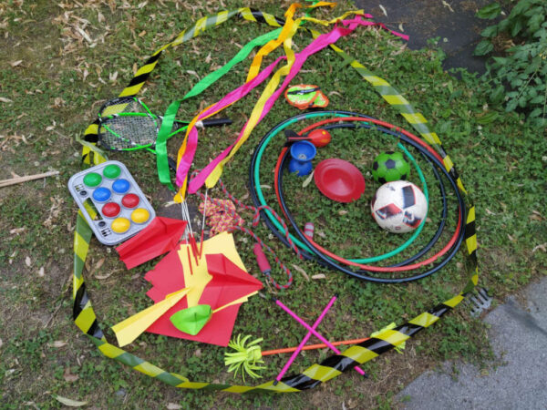 Spielmaterial im Park